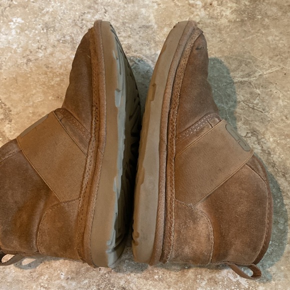 UGG shoes - Picture 4 of 6